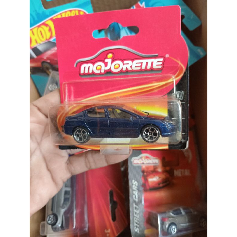 Miniature Majorette Peugeot 407 Blanche – Échelle 1/61, Made In France (occasion)