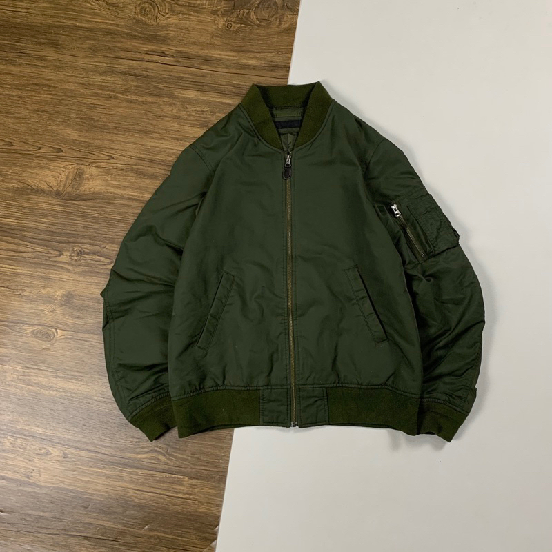 Jual UNIQLO Bomber Jacket Shopee Indonesia