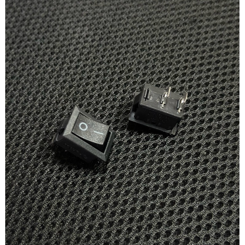 Jual SAKLAR SWITCH ON OFF 2 Pin outlet inlet tanpa Lampu | Shopee Indonesia