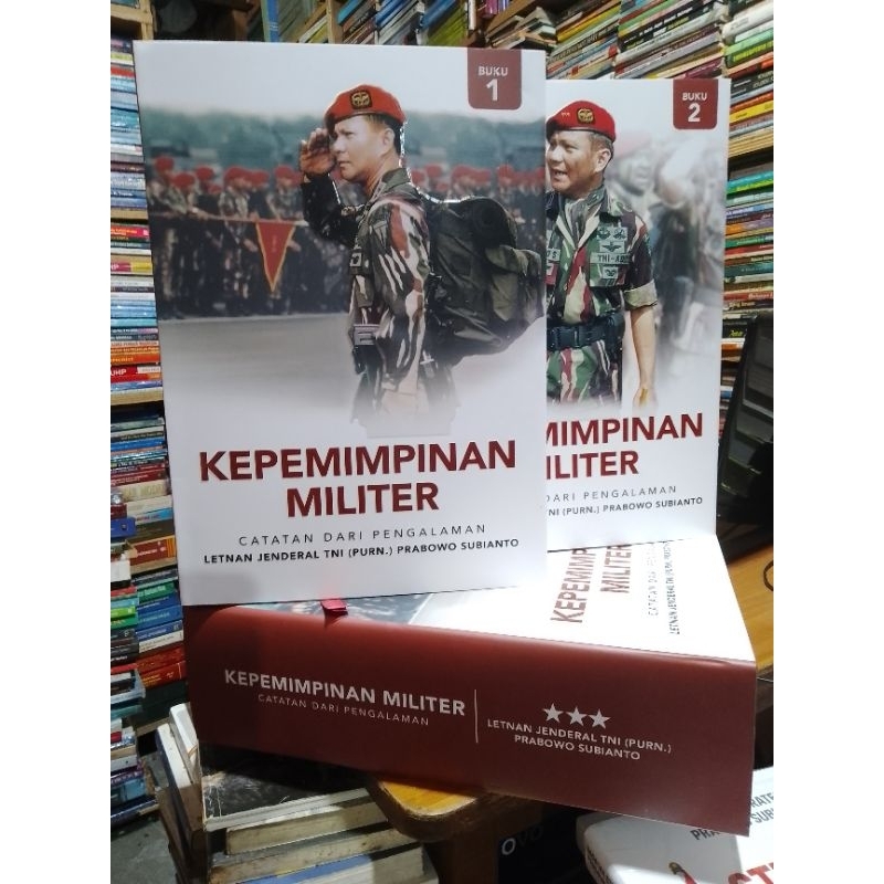 Jual BUKU KEPEMIMPINAN MILITER PRABOWO SUBIANTO 1 BOX ISI 2 BUKU 1&2 ...