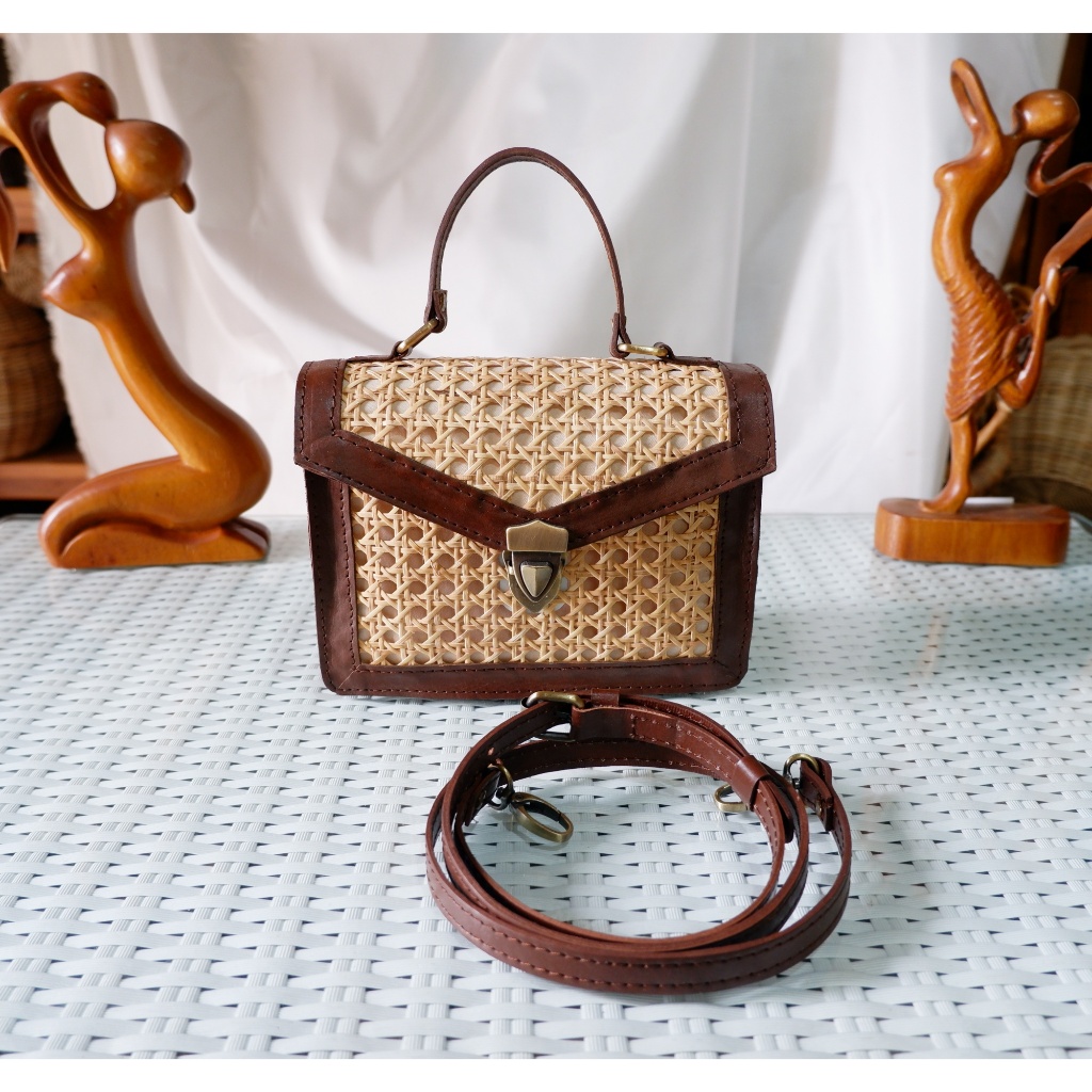 Rattan bag sllight shopee