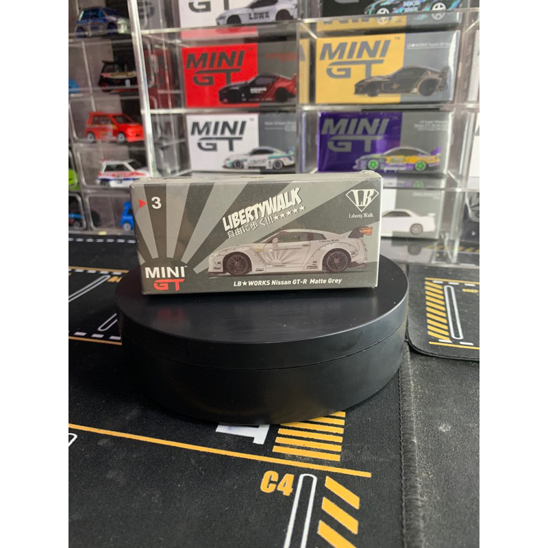 Jual MINI GT Nissan R35 Matte Gray | Shopee Indonesia