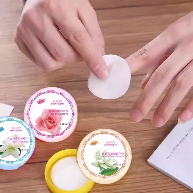 TISU PEMBERSIH KUTEK isi 32 lembar tissue penghapus kutek penghapus cat kuku aroma bunga nail polish remover tissue pembersih lutek lembaran