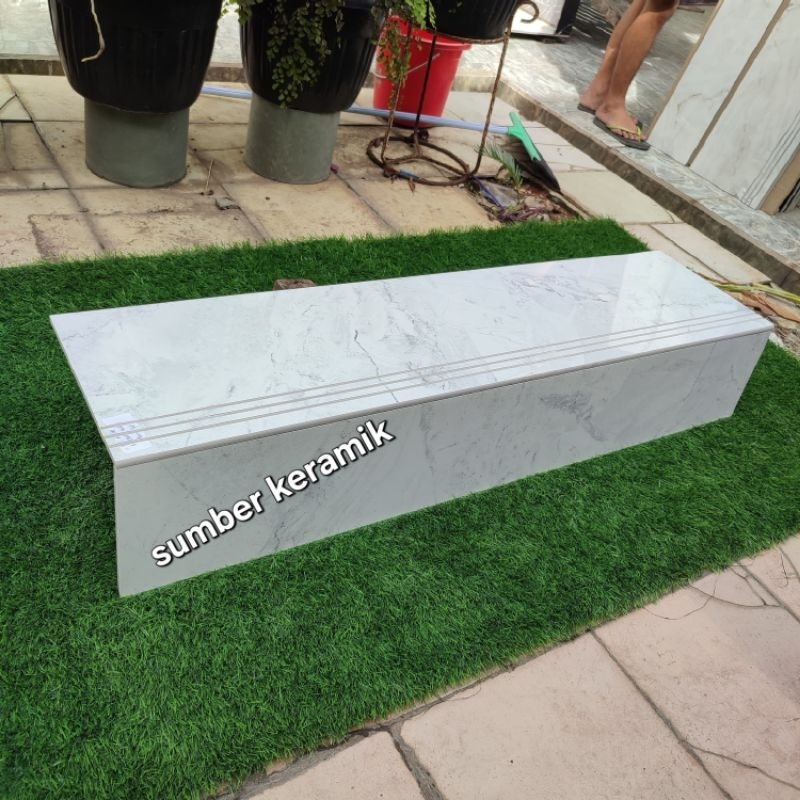 Jual Granite tangga 30x80 20x80 / 30x90 20x90 Volcano white | Shopee ...