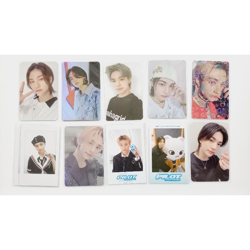 STRAY KIDS (SKZ) 