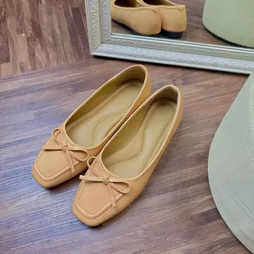 Quince Penelope Flats Kulit Sintetis 6 Warna