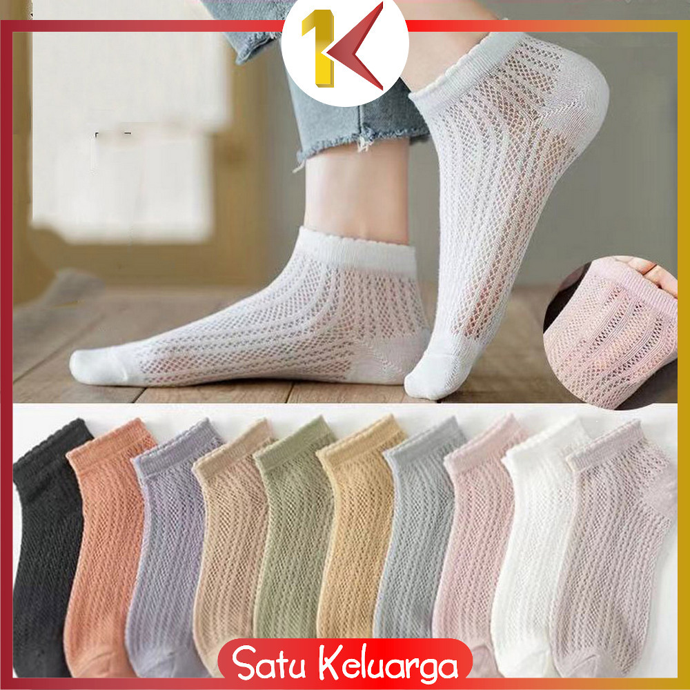 Nevada Cross Pattern Kaus Kaki Ankle Wanita main image 0