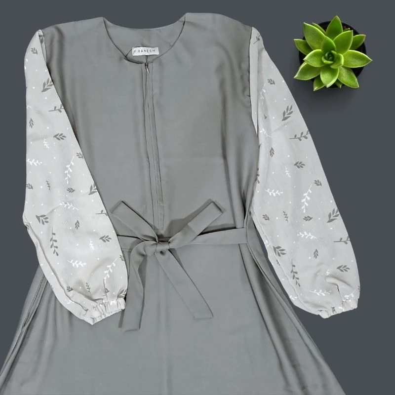 Detail lengan balon bermotif gamis