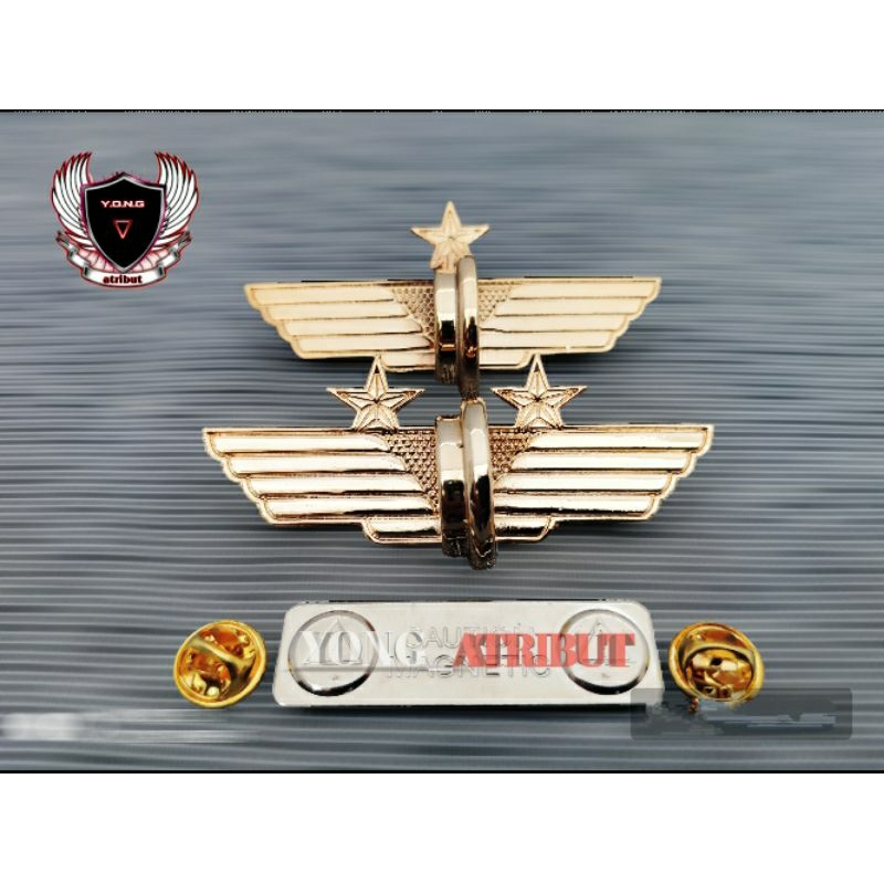 Jual ⭐⭐⭐⭐⭐ PIN/WING MASINIS KERETA API WING KAI BINTANG 1 & BINTANG 2 ...