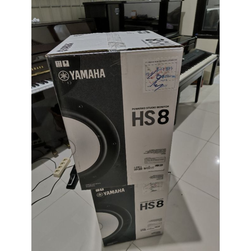 Jual speaker monitor Yamaha HS8 like new | Shopee Indonesia