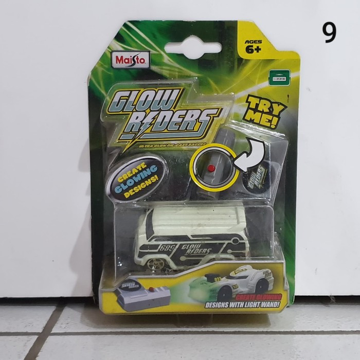 Jual Maisto Glow Riders Vantasy (A,B) | Shopee Indonesia