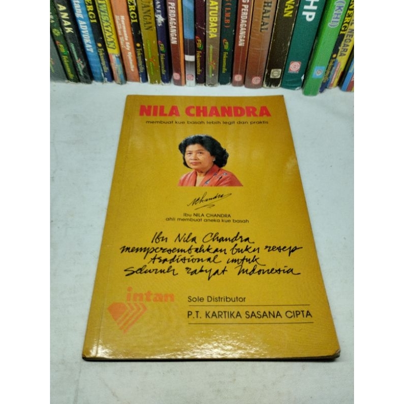 Jual MEMBUAT KUE BASAH LEBIH LEGIT DAN PRAKTIS : BUKU NILA CHANDRA ...