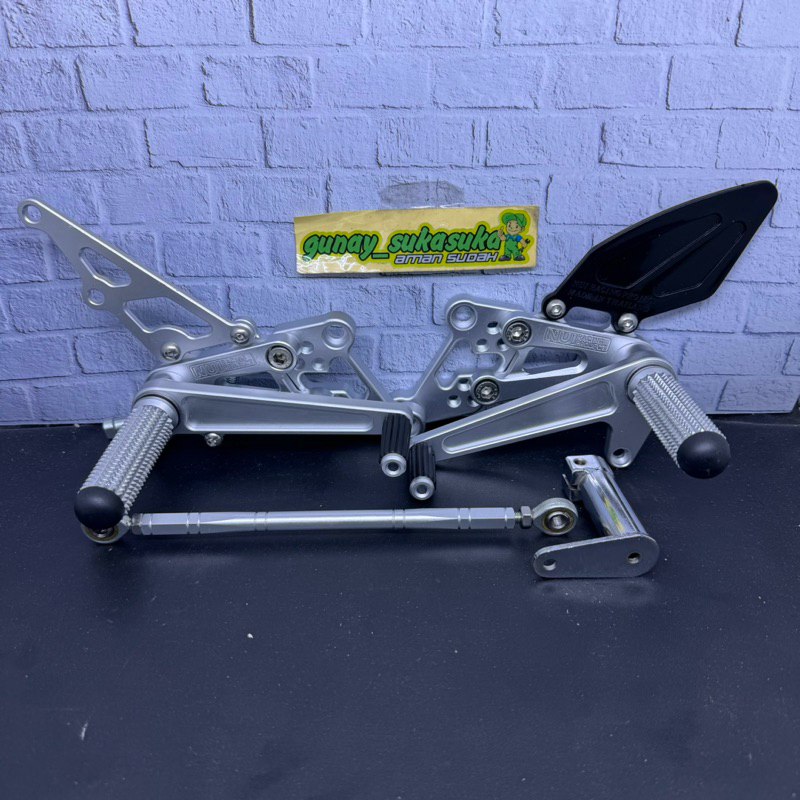 Jual Footstep Underbone Nui Racing Adjustable Silver Ninja R SS RR New ...