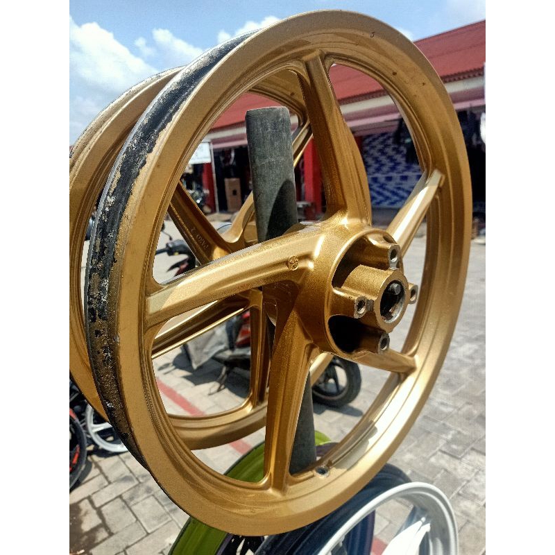 Jual vleg Supra 125 new DOUBLE dics original | Shopee Indonesia