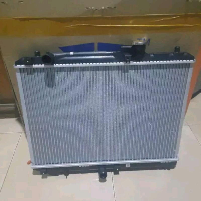 Jual RADIATOR SUZUKI BALENO LAMA MANUAL TRIVINDO | Shopee Indonesia