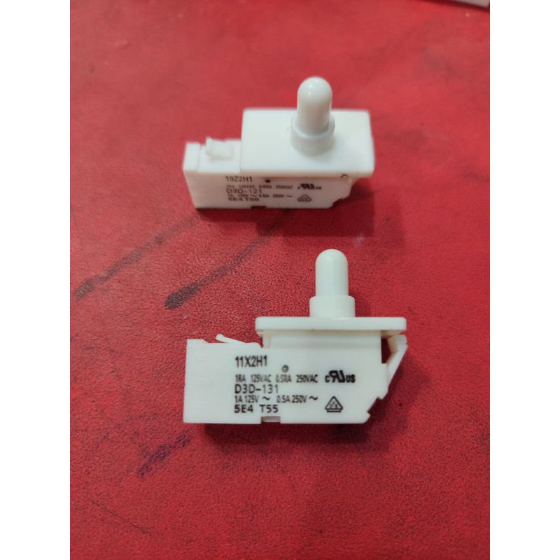 Jual SWIT PINTU KULKAS 2 PIN ORIGINAL SHARP | Shopee Indonesia