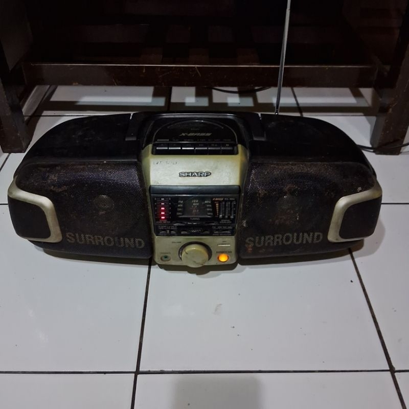 Radio-cassette Sharp QT77HW - Excellent état - Vintage