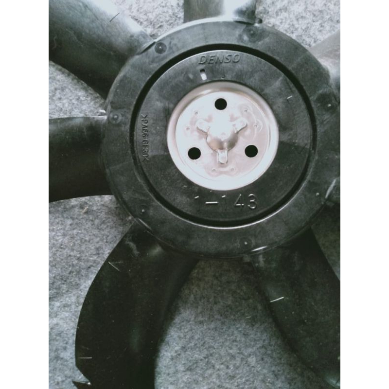 Jual Kipas Fan Kipas Radiator Innova Zenix New Camry Hybrid ORIGINAL ...