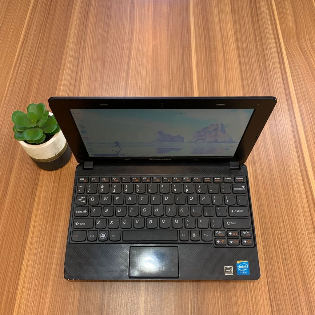Jual LENOVO IDEAPAD E10 INTEL CELERON RAM 2GB SSD 128GB BEKAS SECOND ...