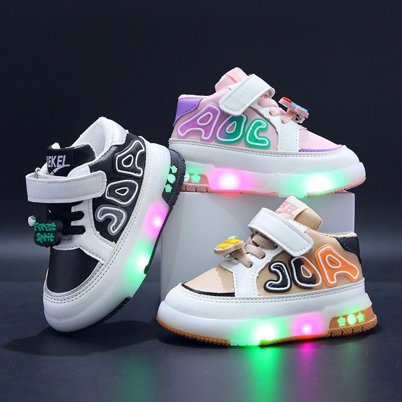 LychieeKids L054 Sepatu Sneaker Fashion LED anak Unisex Motif Perekat