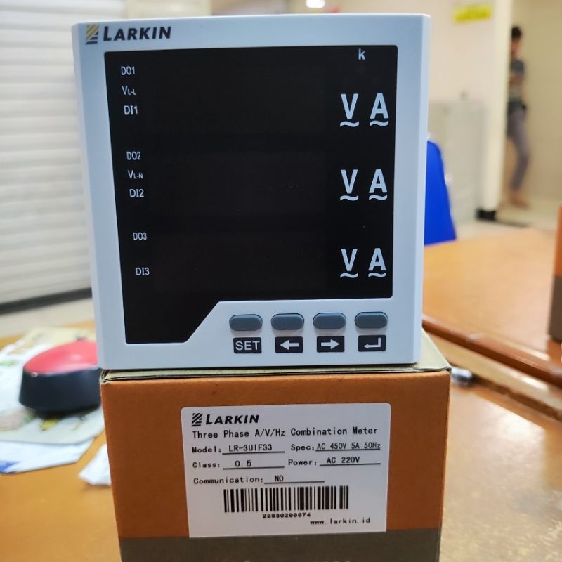 Jual LARKIN LR3UIF33 Digital Panel Meter 3Phase Volt Ampere ,HZ