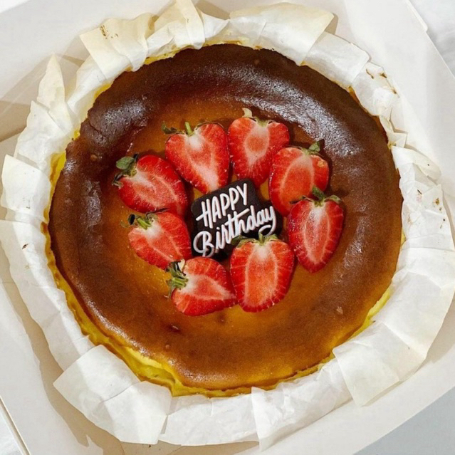 Jual Basque BURNT CHEESECAKE Premium ANCOR Cream Cheese Creamy ...