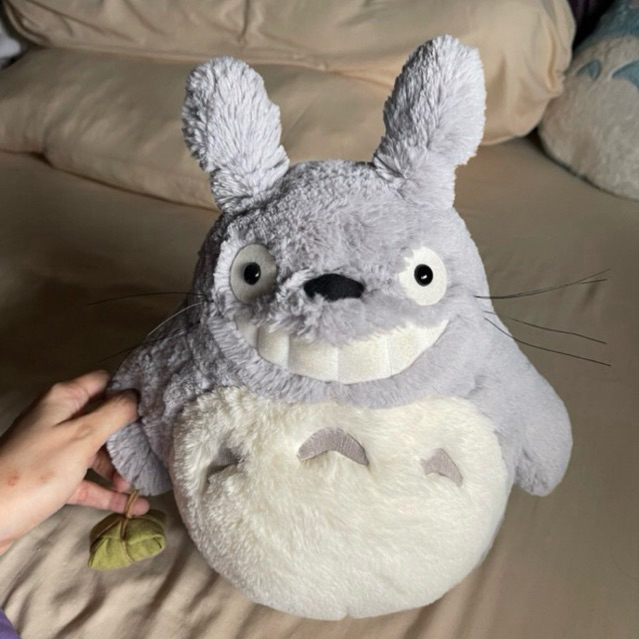 Jual Boneka Totoro Nyengir Bakcang My Neighbor Toro Studio Ghibli Japan ...