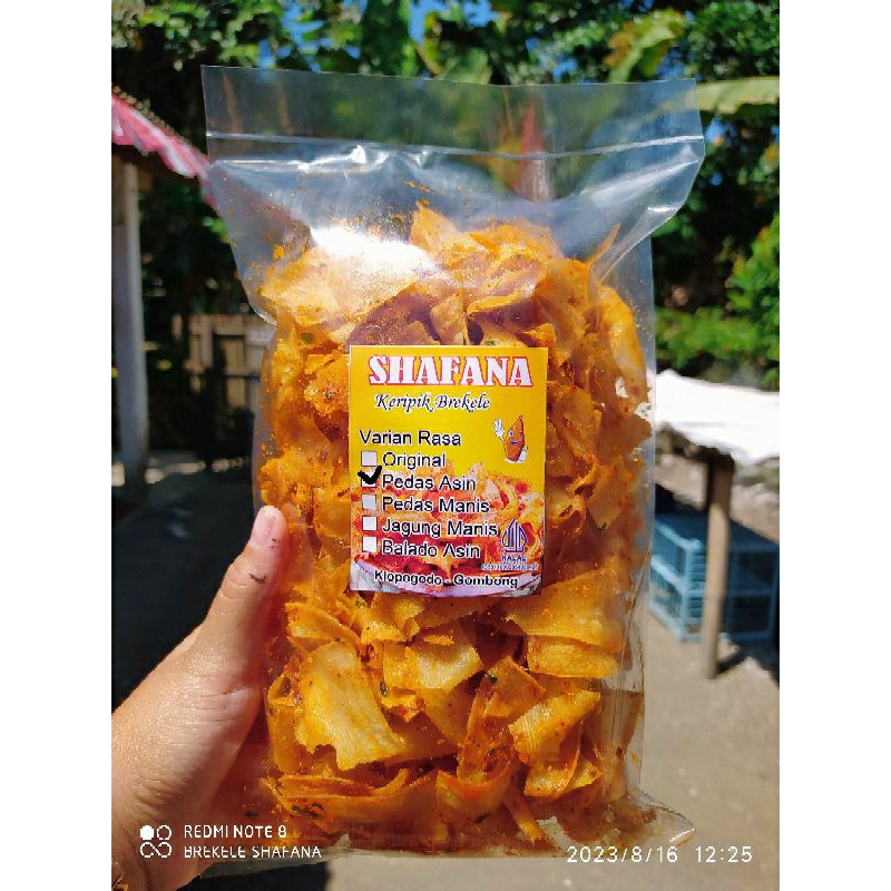 Jual KERIPIK BREKELE Rasa Pedas asin daun jeruk250gr | Shopee Indonesia
