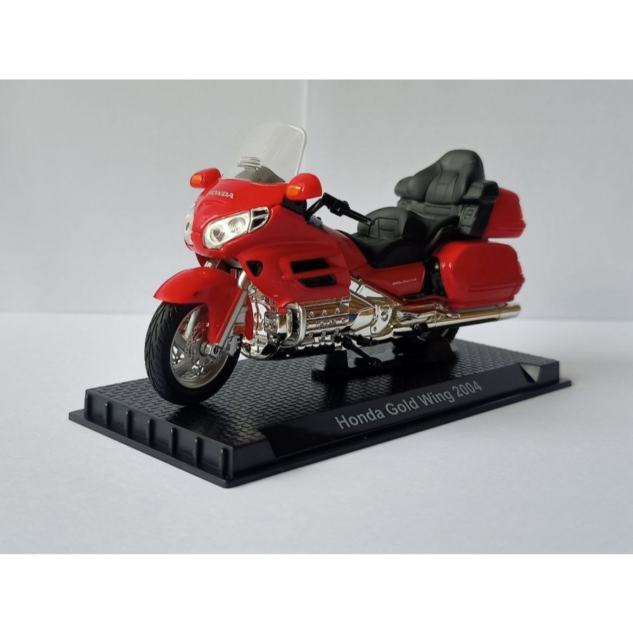 Modellino Moto Honda Goldwing 2004 &ndash; Scala 1:24 &ndash; Rossa &ndash; Taiwan 7-11 Limited