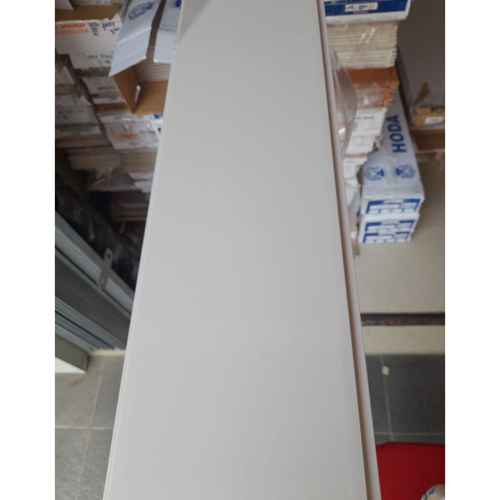 Jual Wow banget Plafon Pvc Putih Polos Glossy Doff Hoda | Shopee Indonesia