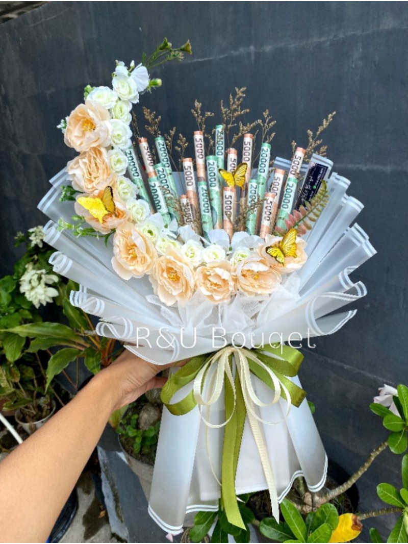 Jual Buket Bulan Sabit -R&U Bouqet-20lem…
