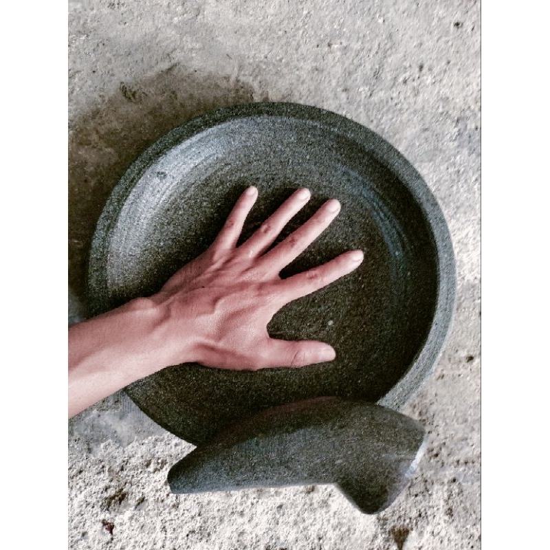 Jual cobek batu asli 30cm (diameter) 1 set cobek dan ulekan