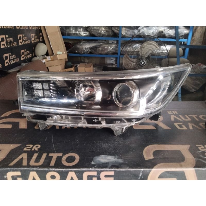 Jual headlamp toyota innova reborn type Q type V led proji 2016 2017 ...