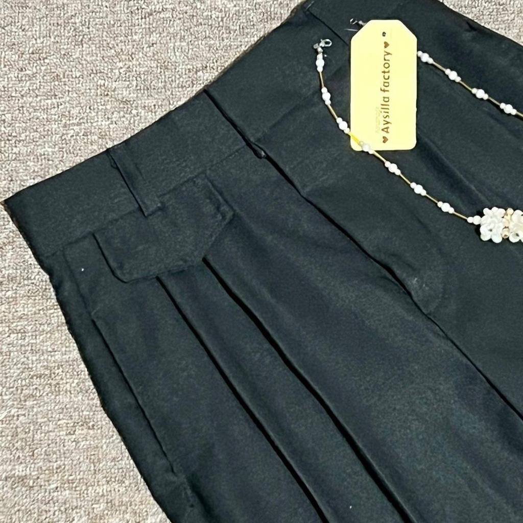 Porno erkaklar skrotum moyaklar