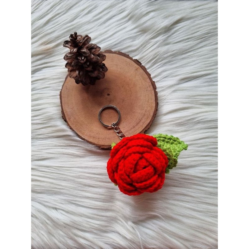 Jual GANTUNGAN KUNCI RAJUT MAWAR | KEYCHAIN CROCHET ROSE | GANCI ...