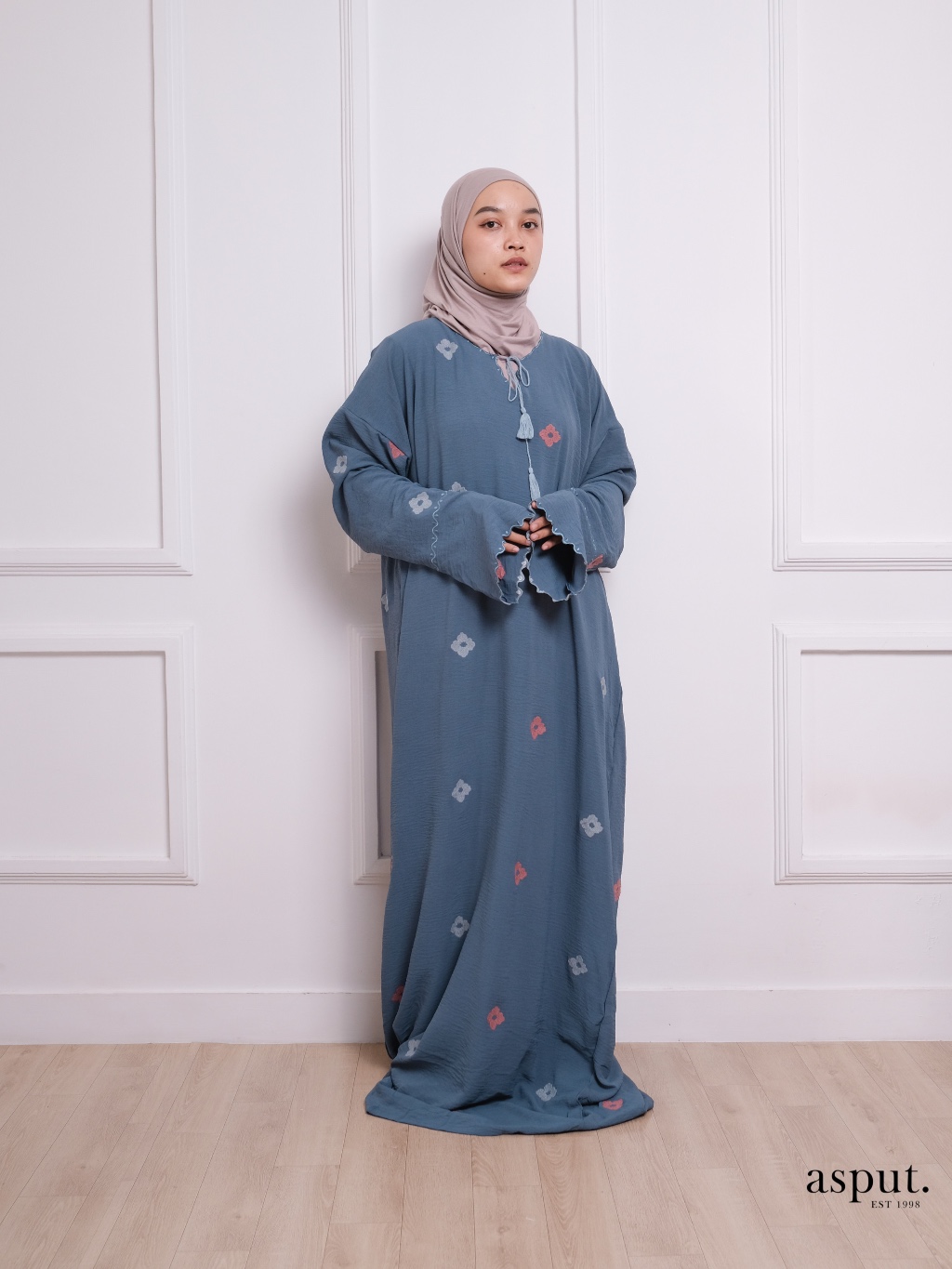 Jual ASPUT - Elaina Embroidery Mukena Abaya by Aprilia | Shopee Indonesia