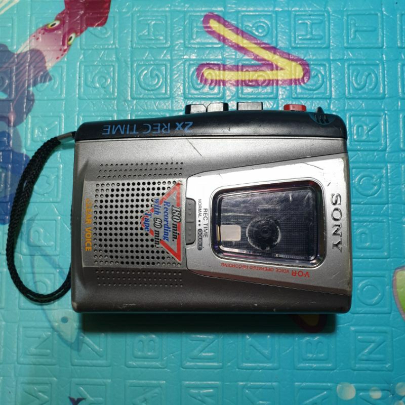 WALKMAN AIWA HS-GS242 / HS ,Problème Courroie A Changé/Stéréo Cassette