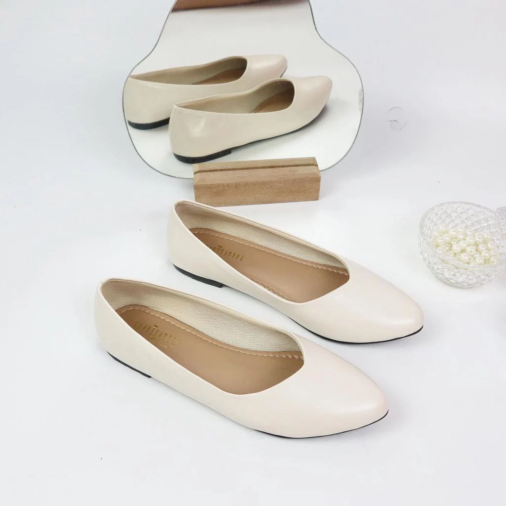 Warna Cream