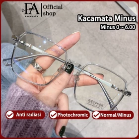 FOMAMATA Kacamata Minus Photocromic Wanita Pria Bluecromic Fashion Anti Radiasi Blueray Square