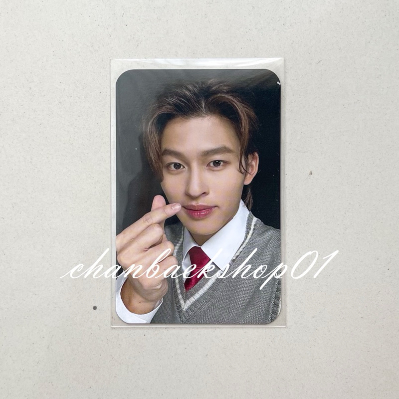 Jual “booked” GMMTV FANDAY SEOUL PONDPHUWIN PHOTOCARD “booked