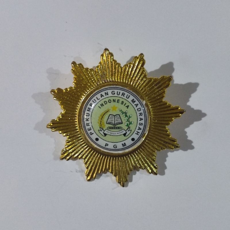 Jual Pin Bintang PGM | Shopee Indonesia