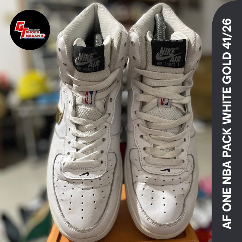 AIR FORCE ONE ADA PC AF ONE NBA PACK WHITE GOLD SIZE 41/26 CM AF ONE  HIGH 2002 20TH ANNIVERSARY SIZE 42,5 INSOLE 27 CM DAN SF AF ONE MID SF PRM 