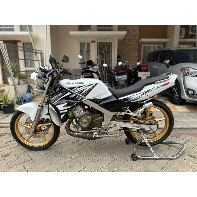Jual kawasaki ninja r convert ss 2013 putih albino istimewa | Shopee ...