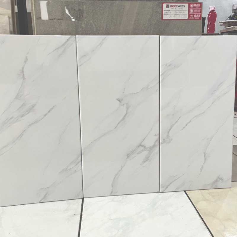 Jual keramik dinding kamar mandi motif marmer 30x60 KW.1 | Shopee Indonesia