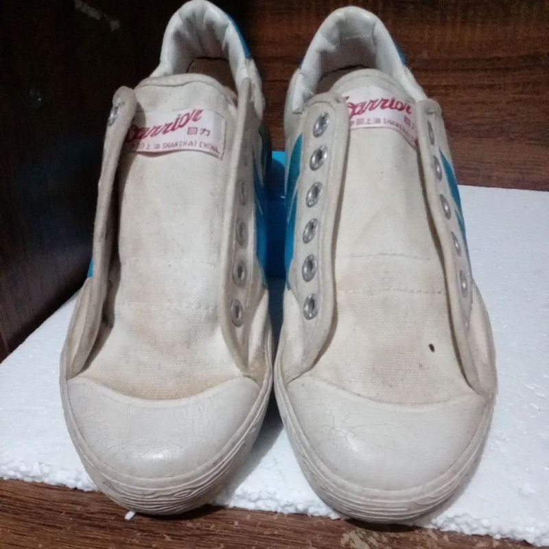 Dragonfly shoes clearance 80s