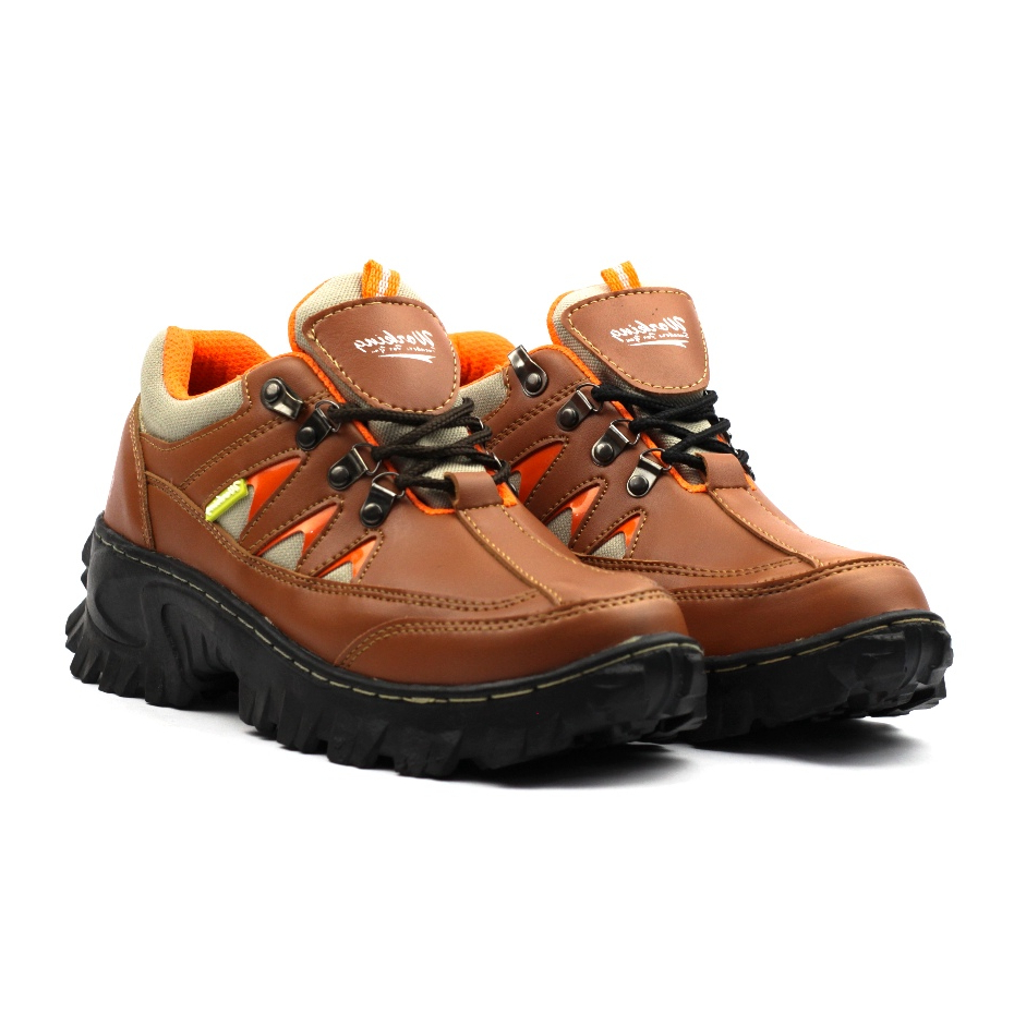 Jual Sepatu Safety Pria Ujung Besi Kerja Proyek Lapangan Outdoor Riding ...
