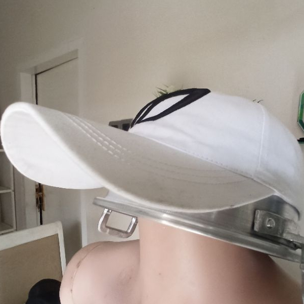 Jual Topi MASTER BUNNY second seken thrift preloved bekas brand ...