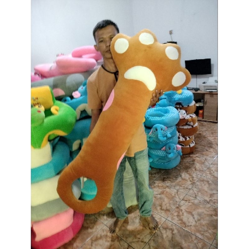 Jual Guling dewasa karakter jumbo besar Panjang 130cm/guling bentuk ...