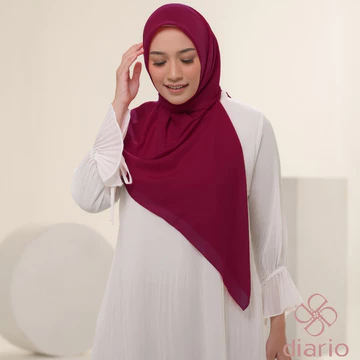 Diario Kerudung Segi Empat Ultrafine Plain Scarf Voal Red Series