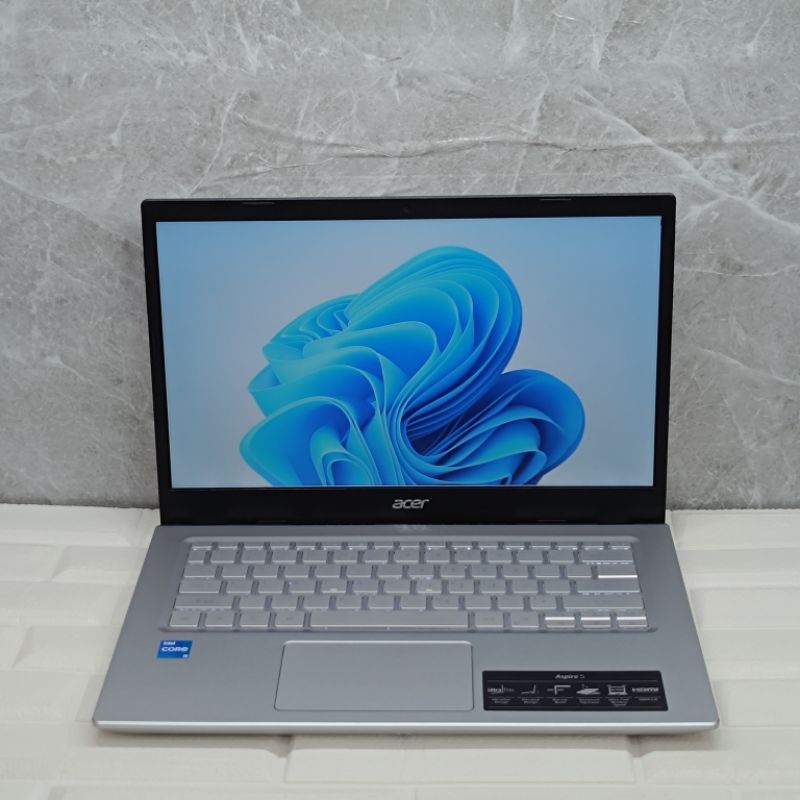Acer Aspire 5 11世代 i5 1135G7 クアッドコア 8GB Acer Aspire 5 Laptop, 14